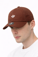 Boné Adidas Marrom